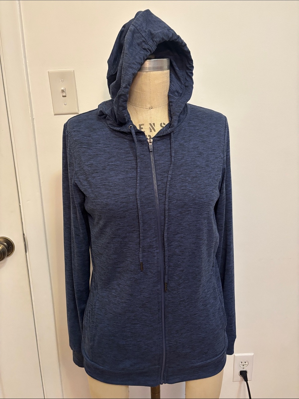 Reitmans (Hyba) Dry Lux Hooded Jacket